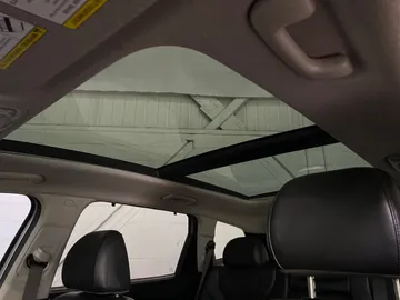 2020 Hyundai Santa Fe - image 6