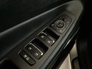 2020 Hyundai Santa Fe - image 26