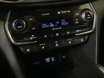 2019 Hyundai Santa Fe - image 23