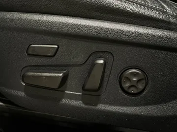 2019 Hyundai Santa Fe - image 19
