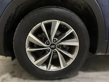 2019 Hyundai Santa Fe - image 7