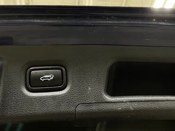2019 Hyundai Santa Fe - image 32