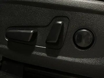 2019 Hyundai Santa Fe - image 18