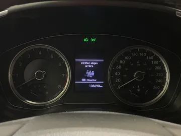 2019 Hyundai Santa Fe - image 29