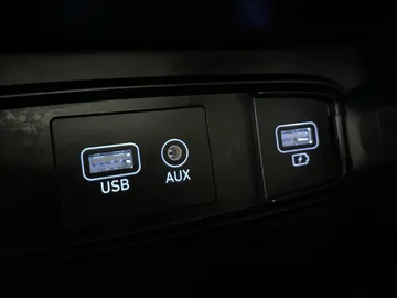 2019 Hyundai Santa Fe - image 29