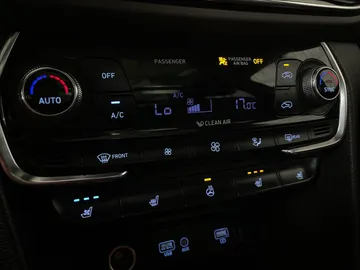 2019 Hyundai Santa Fe - image 24