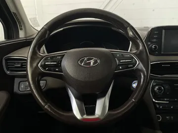 2019 Hyundai Santa Fe - image 19