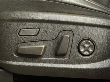 2019 Hyundai Santa Fe - image 20