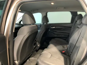 2019 Hyundai Santa Fe - image 15