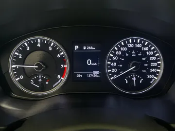 2019 Hyundai Santa Fe - image 18