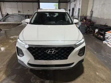 2020 Hyundai Santa Fe - image 2