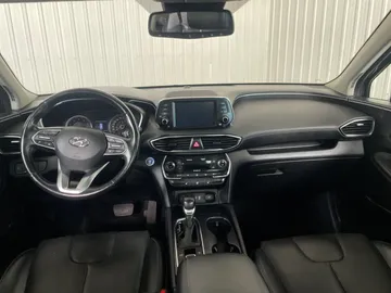 2020 Hyundai Santa Fe - image 4