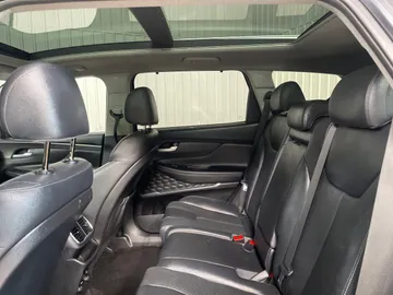 2020 Hyundai Santa Fe - image 16