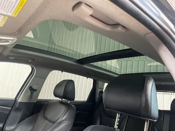 2020 Hyundai Santa Fe - image 6