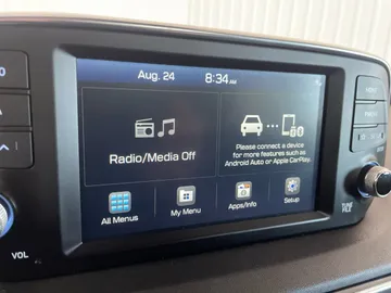 2020 Hyundai Santa Fe - image 8