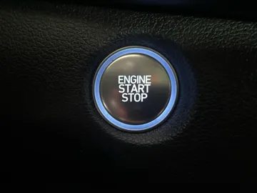 2020 Hyundai Santa Fe - image 25