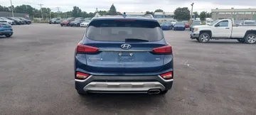 2019 Hyundai Santa Fe - image 7