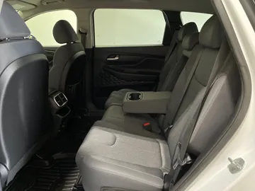 2019 Hyundai Santa Fe - image 15