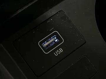 2021 Hyundai Santa Fe - image 28