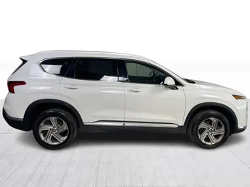2023 Hyundai Santa Fe - image 2