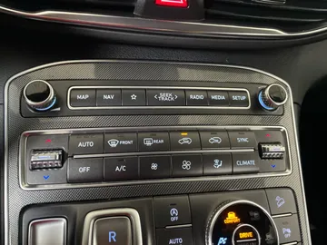 2023 Hyundai Santa Fe - image 23