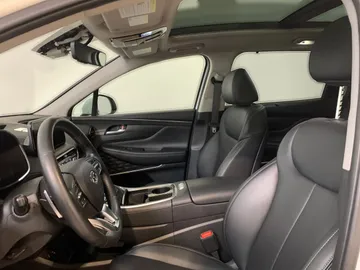 2023 Hyundai Santa Fe - image 3