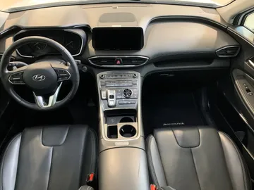 2023 Hyundai Santa Fe - image 4