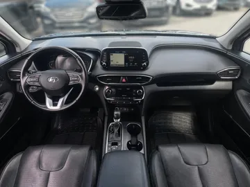 2020 Hyundai Santa Fe - image 4