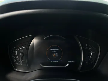 2020 Hyundai Santa Fe - image 32