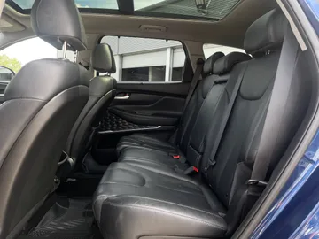 2020 Hyundai Santa Fe - image 16