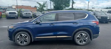 2020 Hyundai Santa Fe - image 4