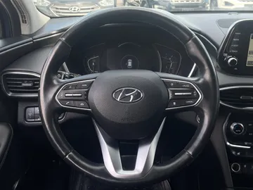 2020 Hyundai Santa Fe - image 18