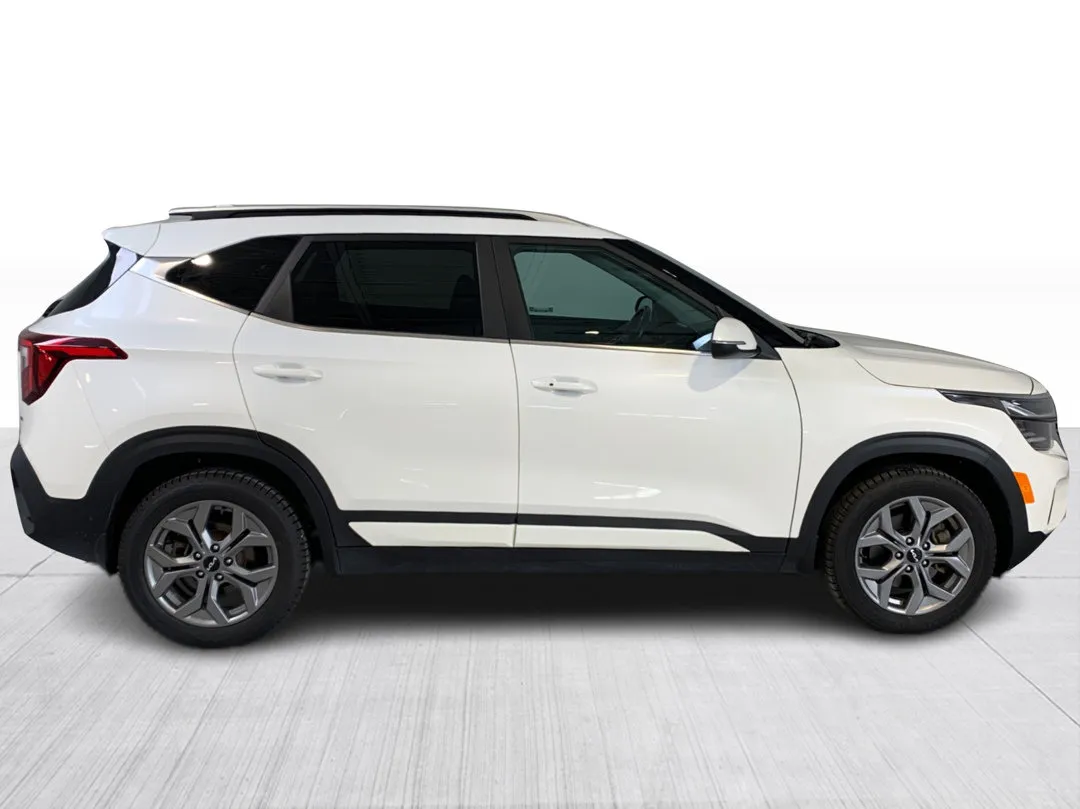 2023 Hyundai Santa Fe for sale - photo 2