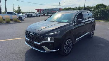 2023 Hyundai Santa Fe - image 3