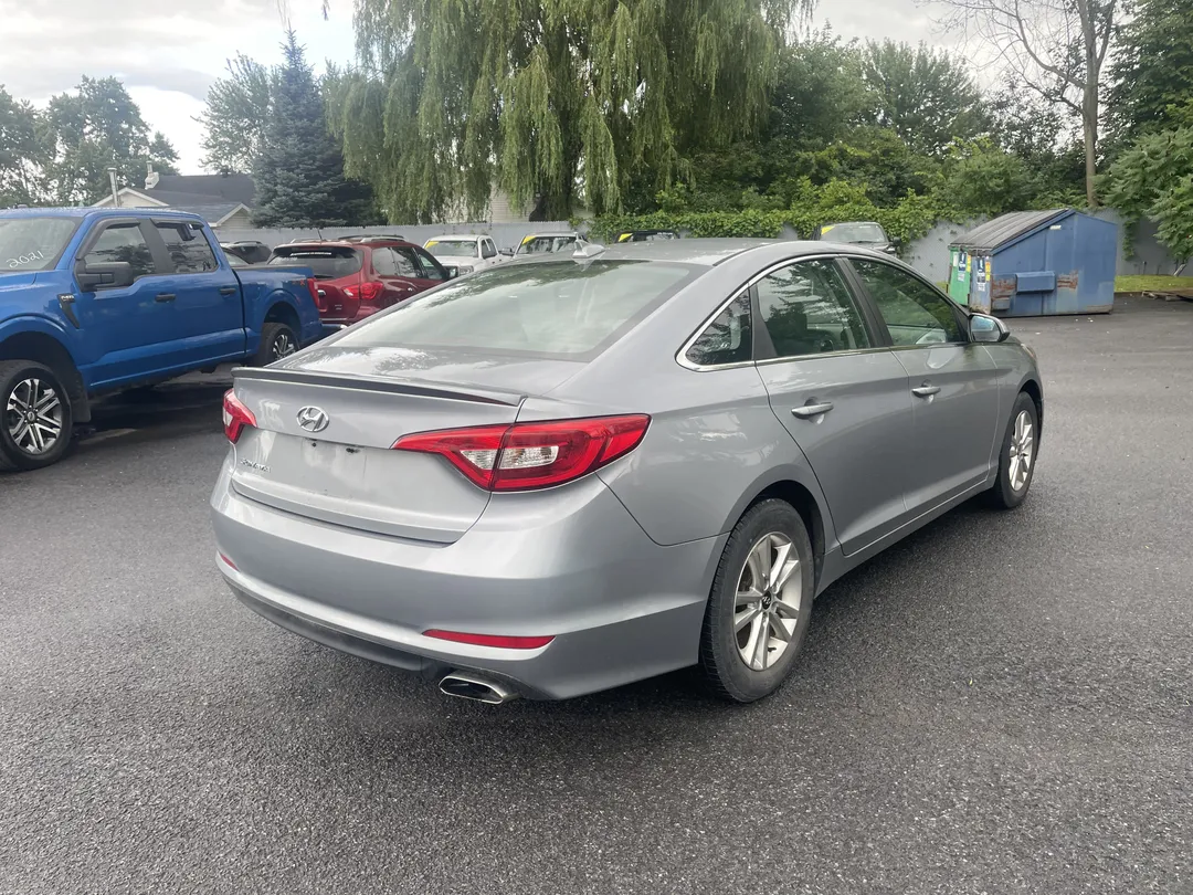 2017 Hyundai Sonata — photo 3