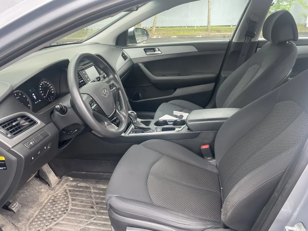 2017 Hyundai Sonata — photo 7