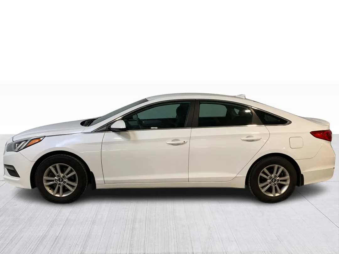 2017 Hyundai Sonata — photo 4