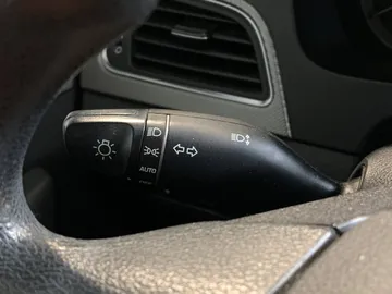 2017 Hyundai Sonata - image 17