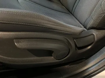 2017 Hyundai Sonata - image 18