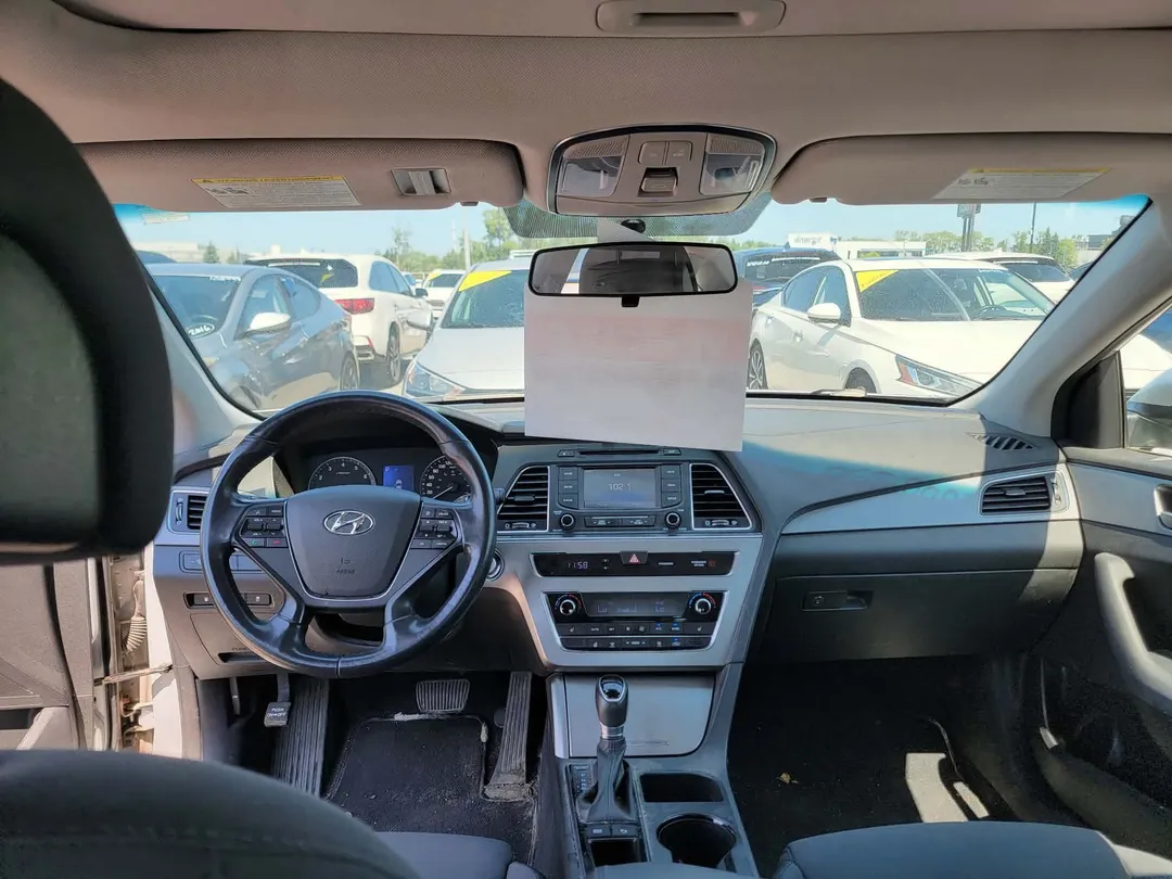 2017 Hyundai Sonata — photo 5