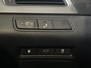 2017 Hyundai Sonata - image 30