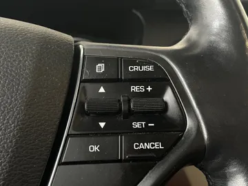 2017 Hyundai Sonata - image 27