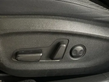 2017 Hyundai Sonata - image 18