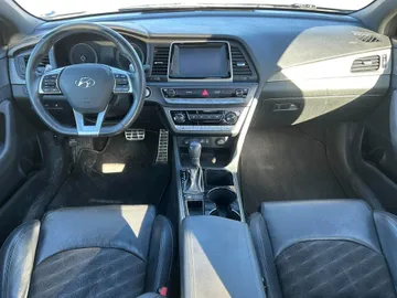 2019 Hyundai Sonata - image 7