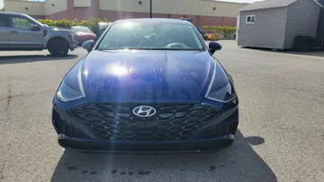 2021 Hyundai Sonata - image 2