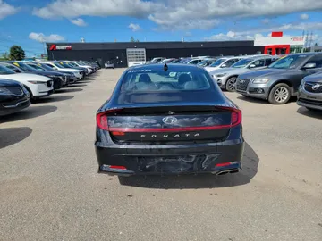 2020 Hyundai Sonata - image 7