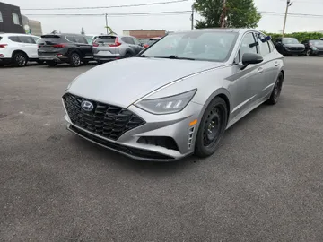 2022 Hyundai Sonata - image 3