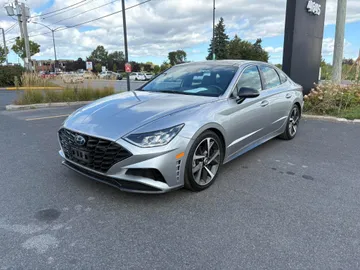 2021 Hyundai Sonata - image 3