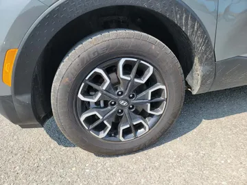 2022 Hyundai Santa Cruz - image 6