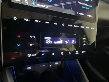 2023 Hyundai Santa Cruz - image 25